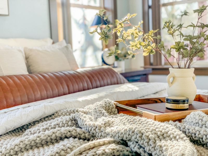 Oversized Throw Blankets And Pillows