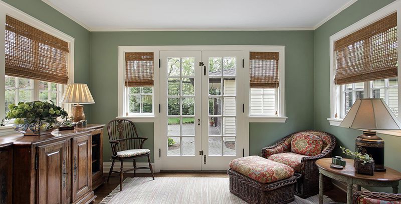 12 Florida Upgrades Renters Will Love That Feel Custom - Decor Hint Hurricane-Chic Window Treatments