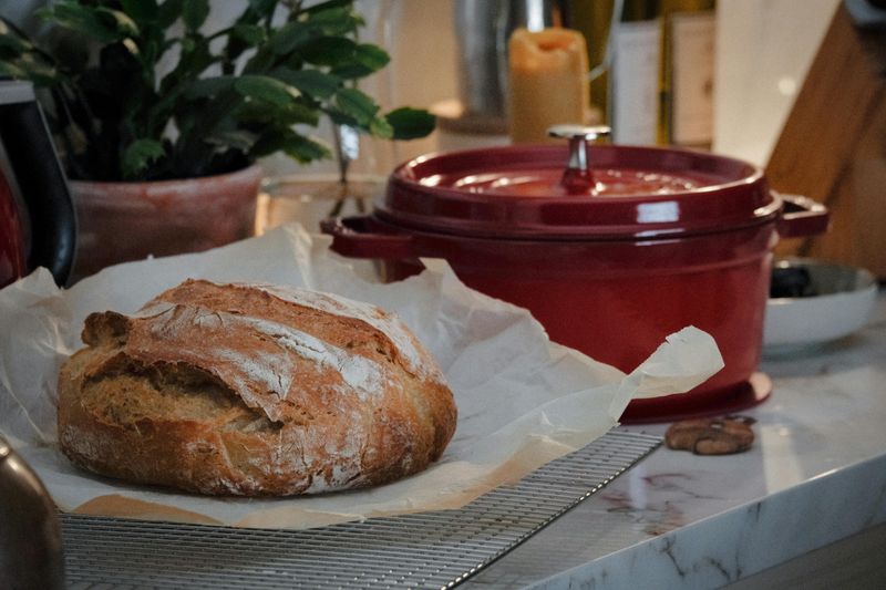 14 Kitchen Staples From Warehouse Clubs That May Be Useful - Decor Hint Heavy-Duty Dutch Ovens