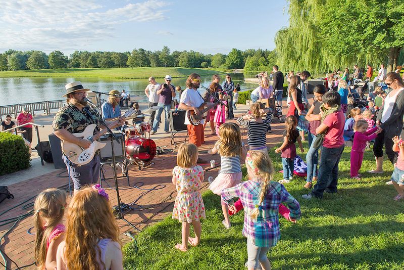 Lincoln Park Summer Music Series – Neighborhood Vibes