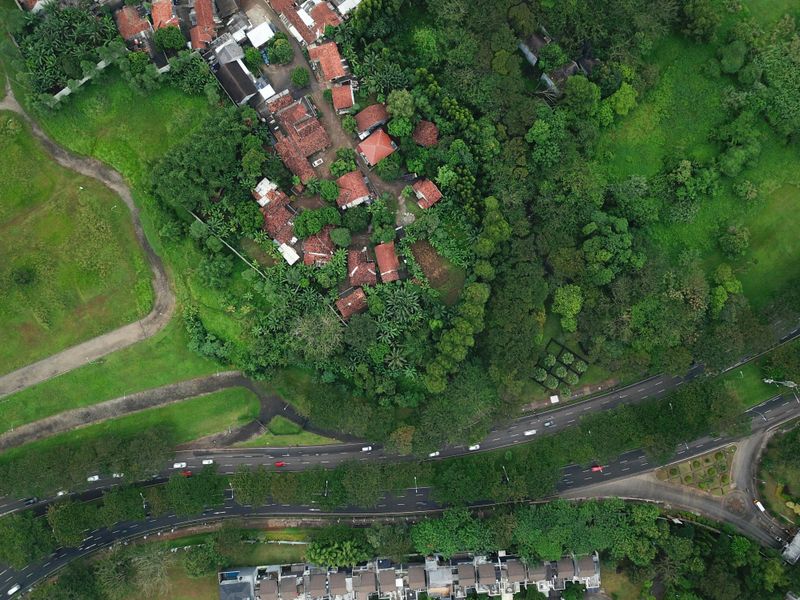 Homes in Declining School Districts