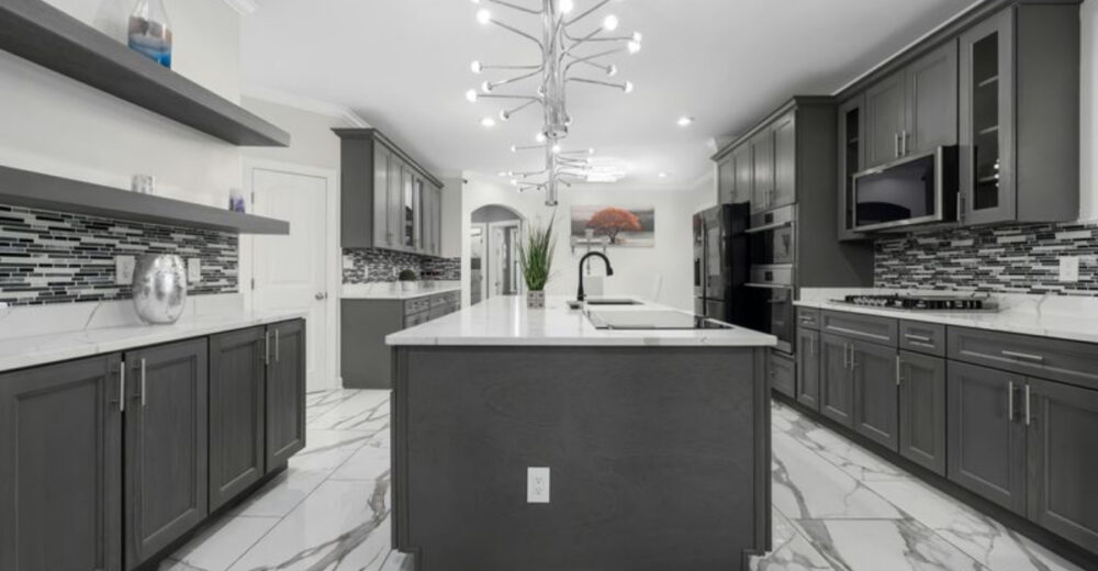 Pros Share 10 Cabinet Design Errors That Might Hurt Your Kitchens Look - Decor Hint