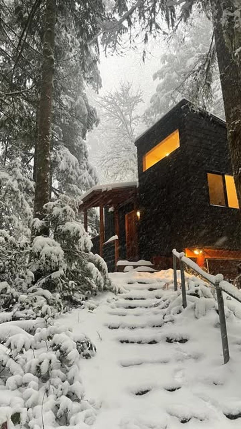Cascade Mountain Masterpiece