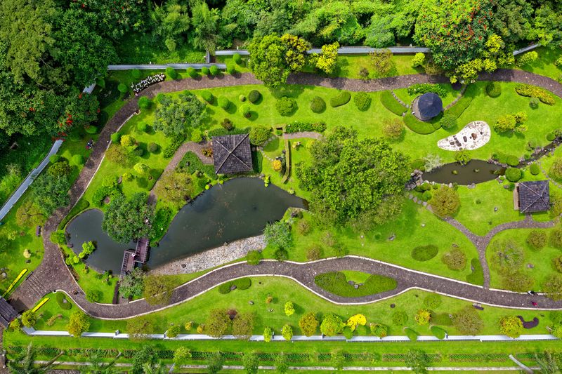 8 Ways To Make A Small Garden Feel Like A Hidden Oasis - Decor Hint Pathways: Narrow winding paths for charm