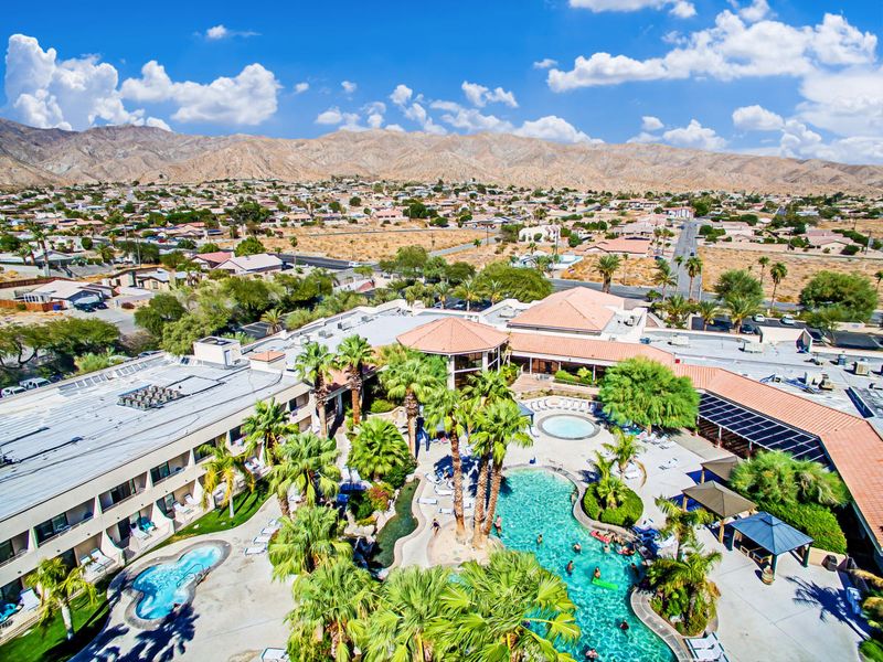 Miracle Springs Resort & Spa – A Retro-Modern Oasis