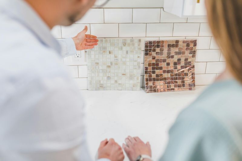 9 HGTV Trends That May Not Work Well In Everyday Homes - Decor Hint Ultra-Trendy Backsplashes