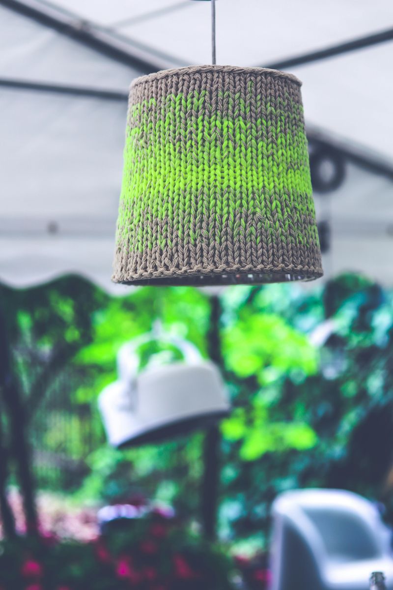 Patio Decorating Ideas That Could Work On A Modest Budget - Decor Hint DIY Outdoor Lighting Solutions
