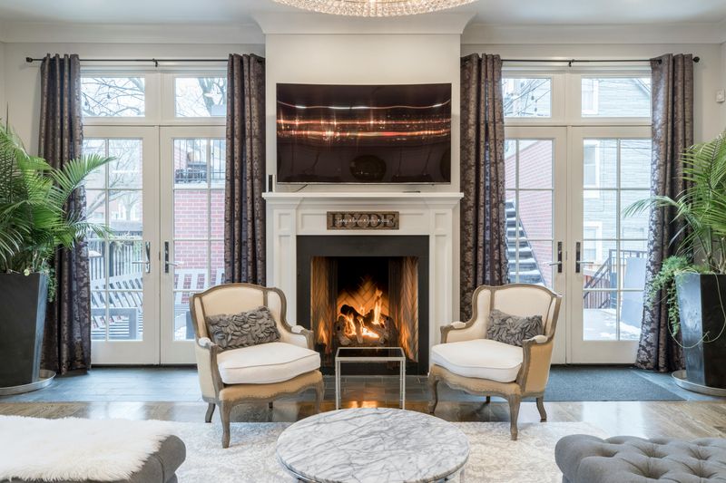 5 Characteristics That May Define The Revival Style In Home Design - Decor Hint Blending Modern Comfort With Traditional Elements
