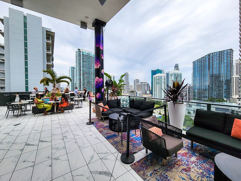 6 Miami Outdoor Patios Styled In Bold Autumn Jewel Tones - Decor Hint Wynwood Art District Rooftop