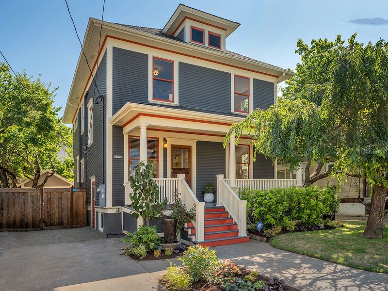 Hip Hibernation In Hawthorne District Bungalows