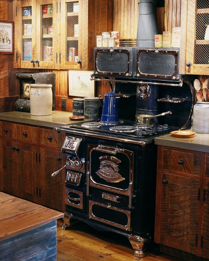 Vintage-Inspired Cookstove Command Center