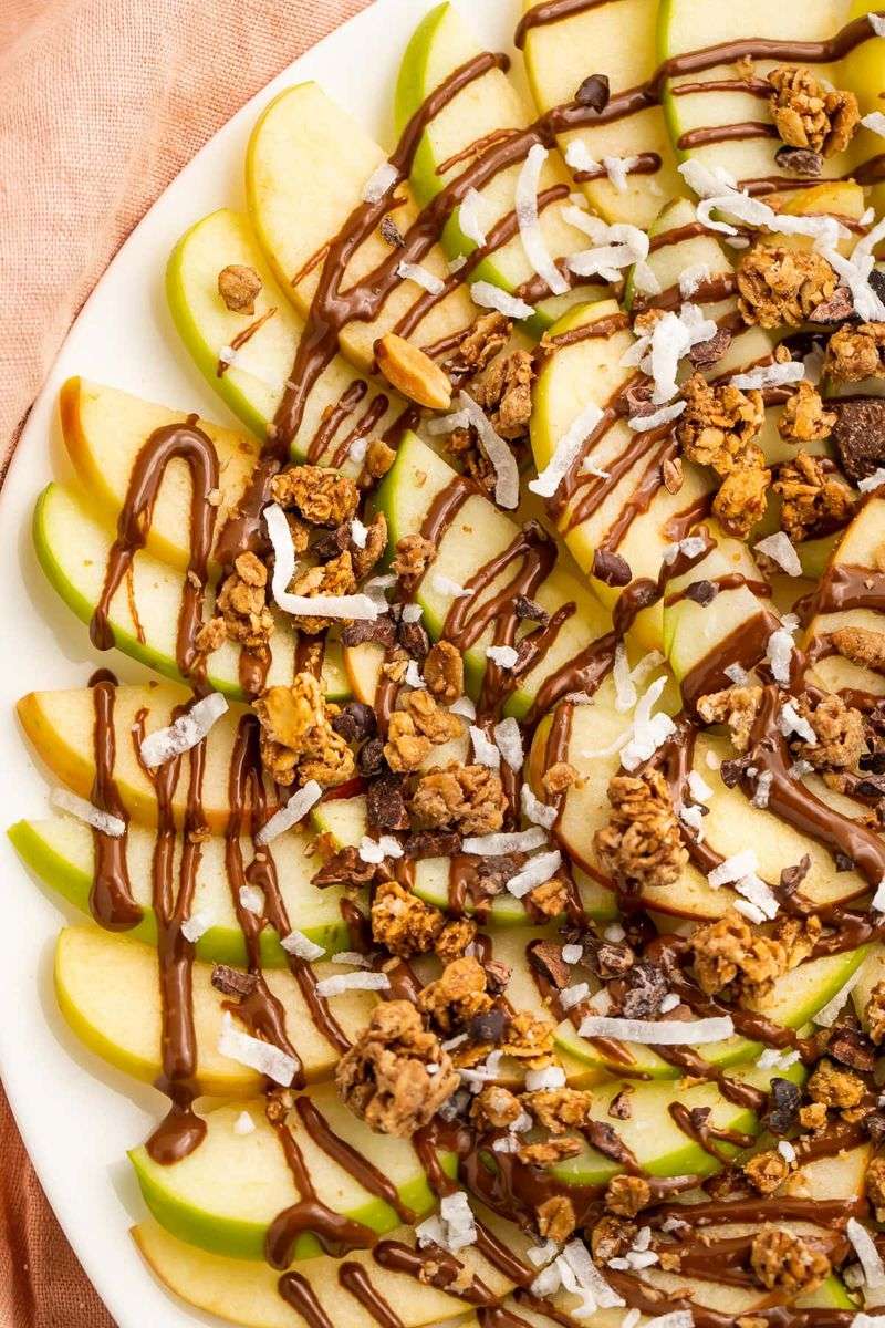 12 Fun Lunchbox Recipes Parents In Texas Swear By For Busy School Mornings - Decor Hint Alamo Apple Nachos