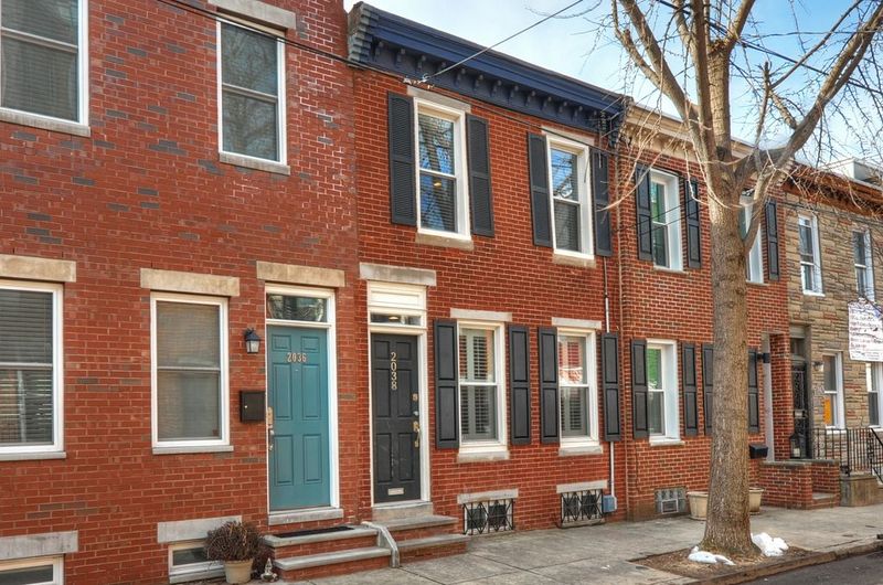 7 Philly Row Homes That Highlight Timeless Brick Craftsmanship - Decor Hint St. Albans Street – The Garden Block's Hidden Gems