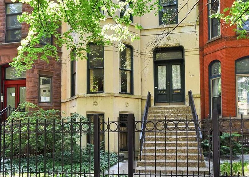 8 Chicago Greystone Homes With Historic Details That Endure - Decor Hint Corinthian Grandeur