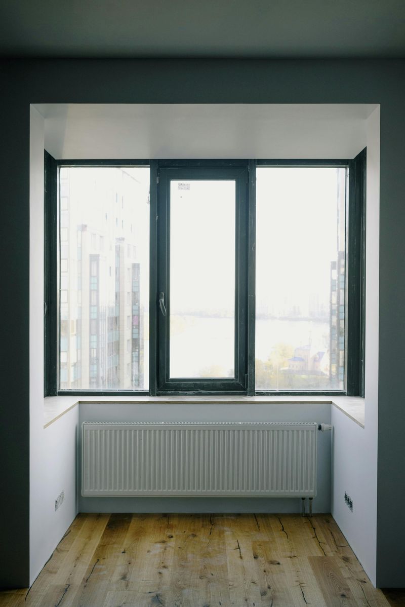 25 Home Features That Might Be Worth Updating For A Fresher Look - Decor Hint Windows And Window Frames