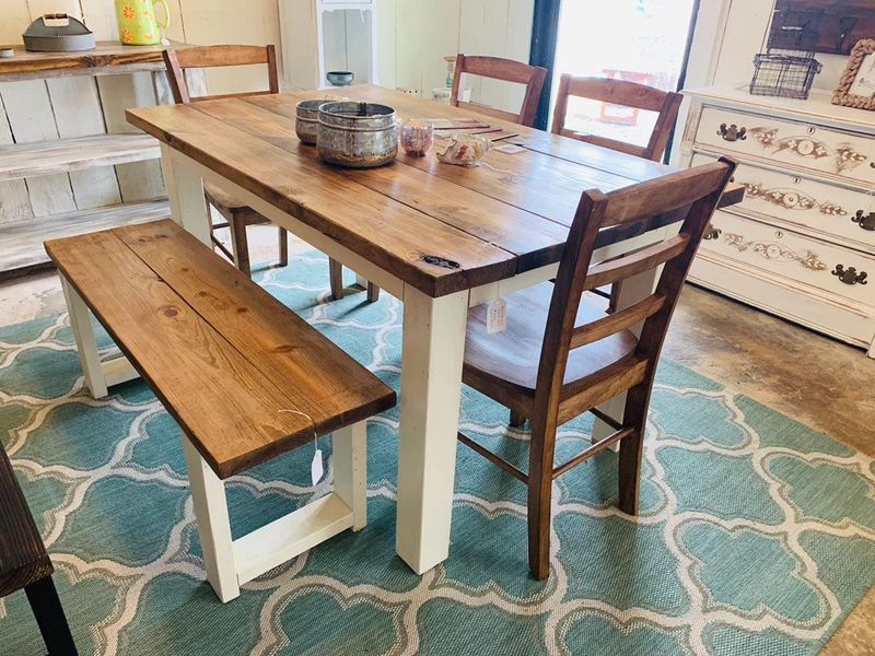 12 Wisconsin Farm Tables That Bring Everyone Together - Decor Hint Farmhouse Table With Bench Seating