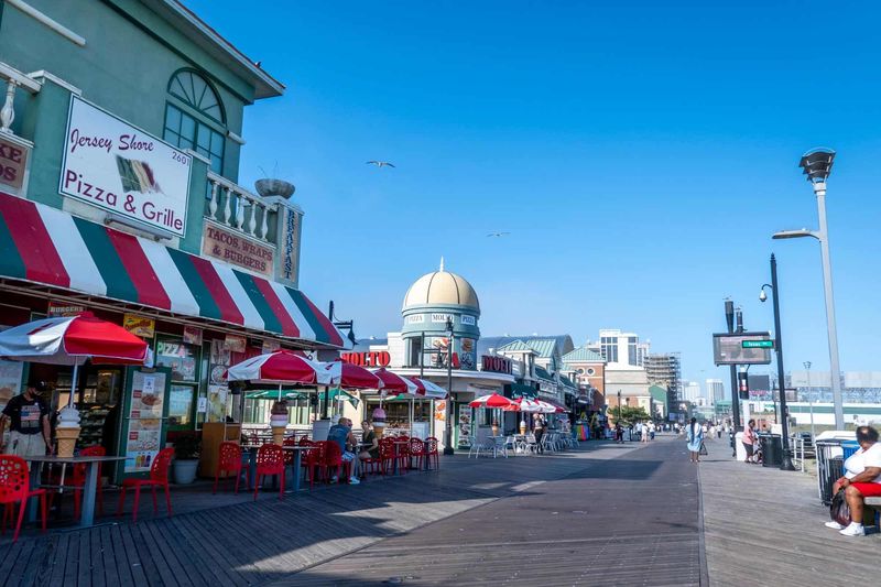Atlantic City's Boardwalk-Inspired Backyard