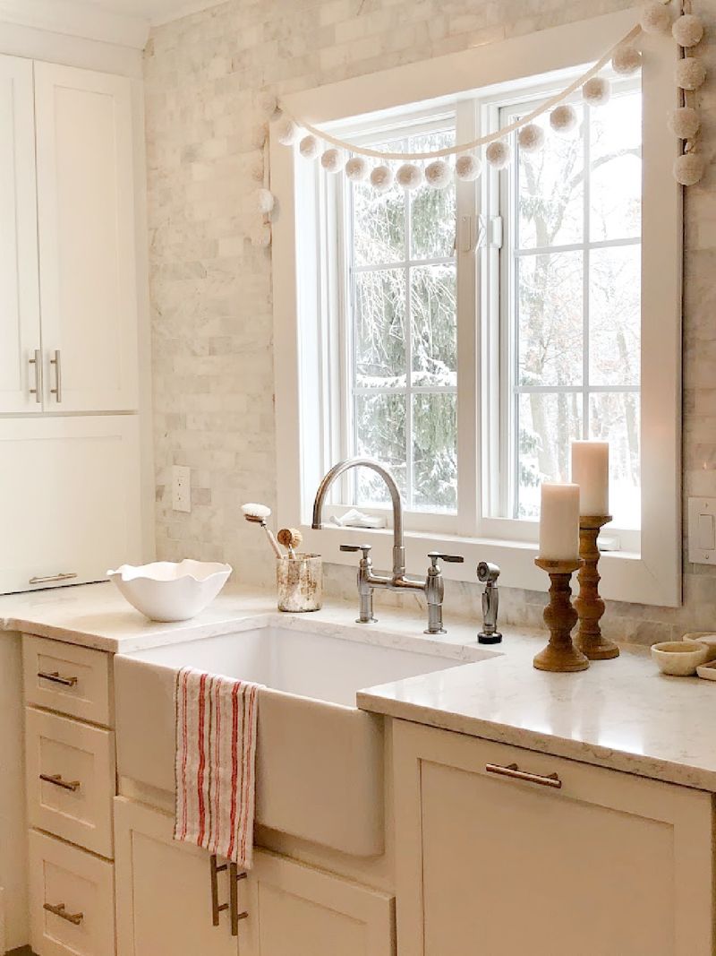 Vintage Apron Sinks Blend Function With Charm