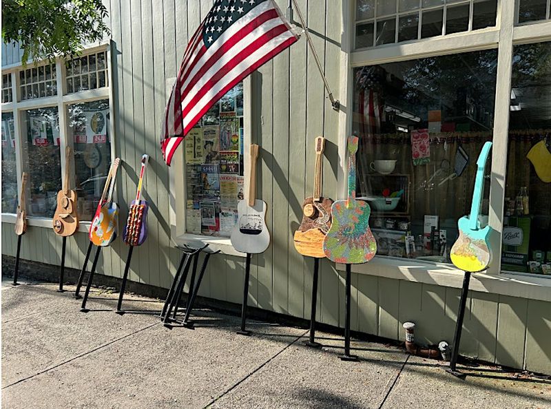 10 Charming New York Villages Ideal For A Weekend Getaway - Decor Hint Woodstock – Catskills