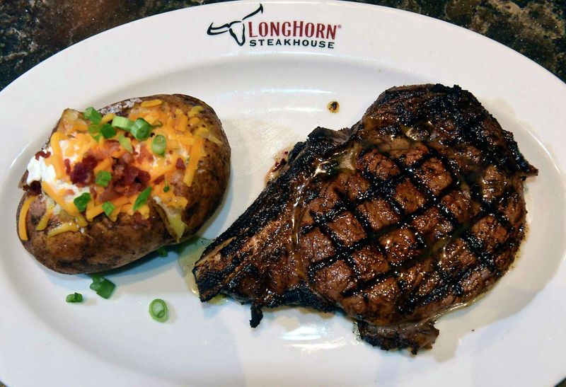 8 Oklahoma Steakhouse Chains Known For Hitting The Spot - Decor Hint LongHorn Steakhouse: Where Bold Flavors Reign Supreme
