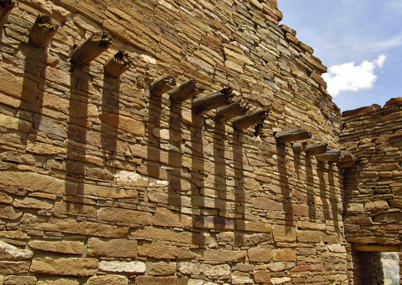 9 New Mexico Adobe Paint Colors That Glow Like Desert Light - Decor Hint Chaco Canyon Buff