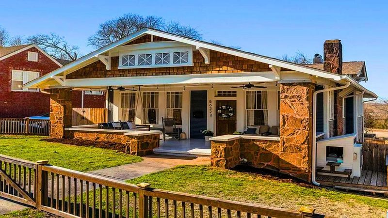 Craftsman Country Cottage