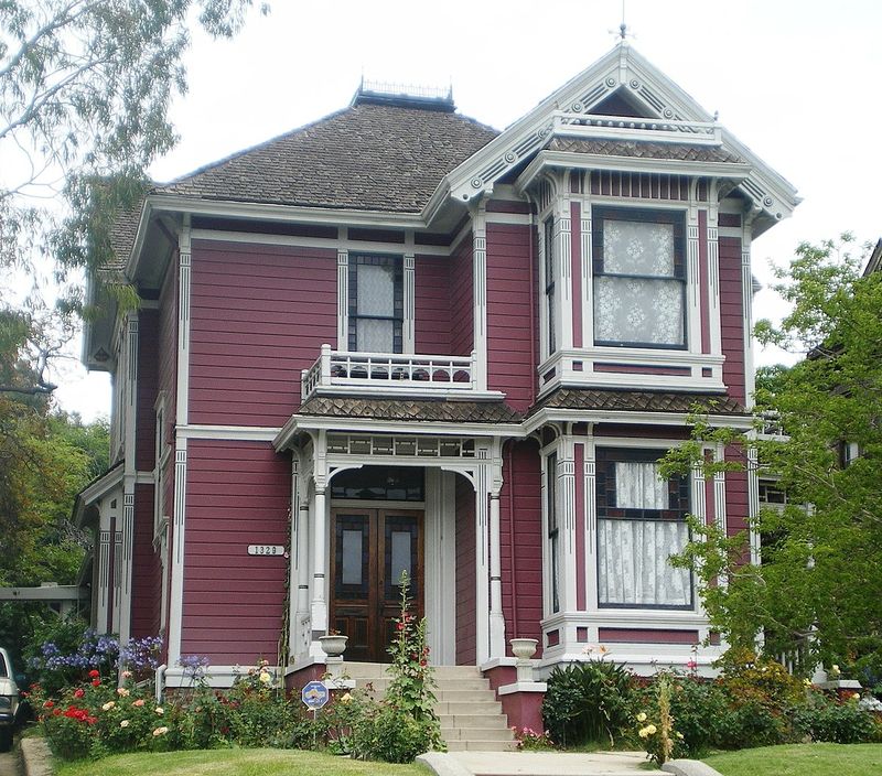 The Magical Craftsman From Charmed