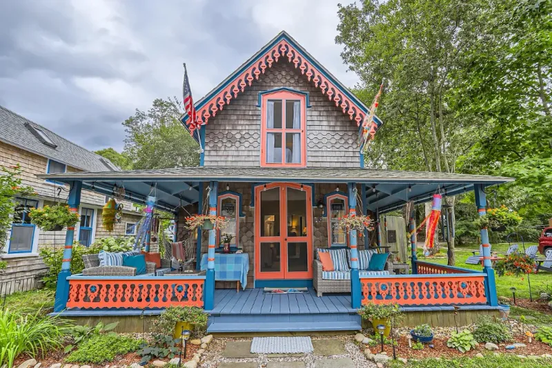 10 Cape Cod Cottages With Interiors That Sell The View - Decor Hint Cape Cod Gingerbread Cottage In Barnstable