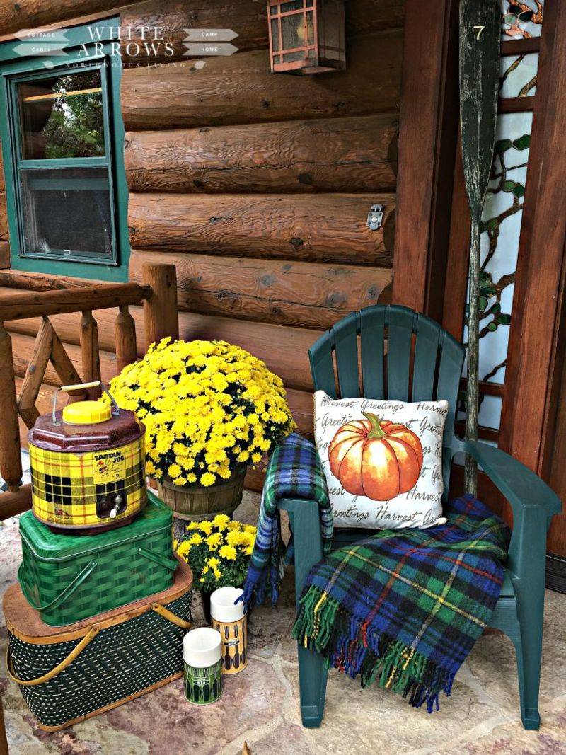 Layered Plaid Throw Blankets And Pillows