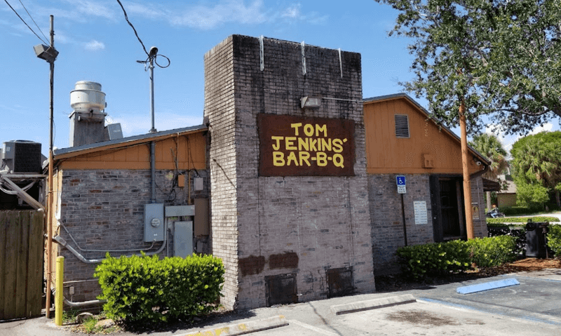 5 Florida BBQ Hideouts That Rival The South's Top Smokehouses - Decor Hint Tom Jenkins BBQ – Fort Lauderdale