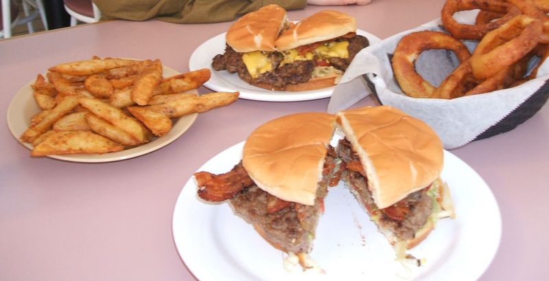 Ed's Restaurant: Seafood Fresh From The Boat
