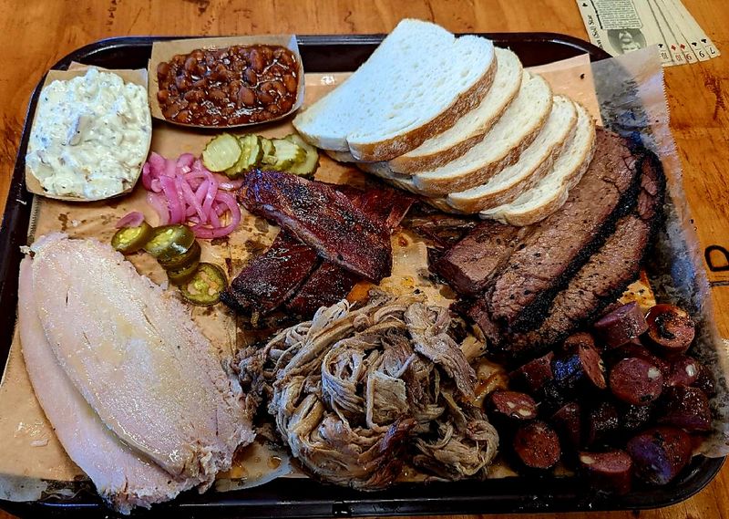 J.R.'s Rhodehouse BBQ Pit – South Dakota's Smoke Pioneer