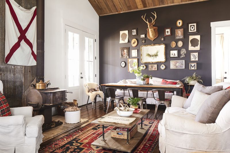 Gallery Walls With Family Photos And Artwork