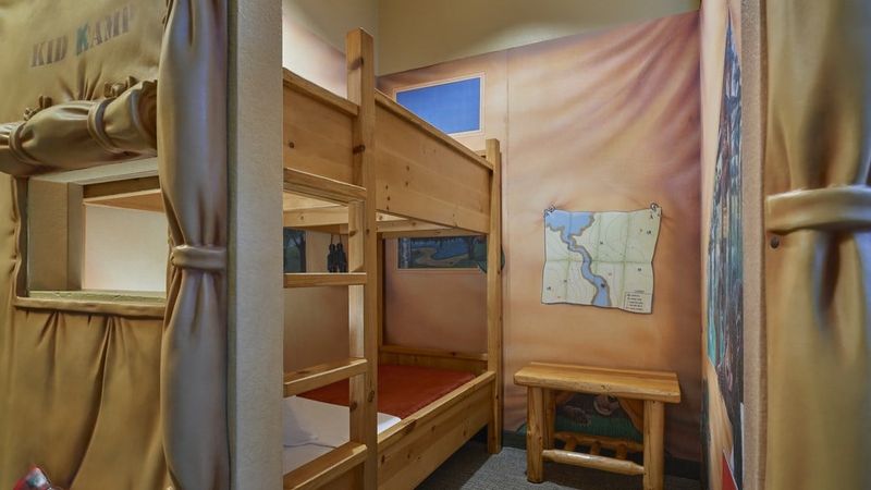 10 Utah Cabin Bunk Rooms That Grow With Kids - Decor Hint Camping Theme In Cedar Breaks