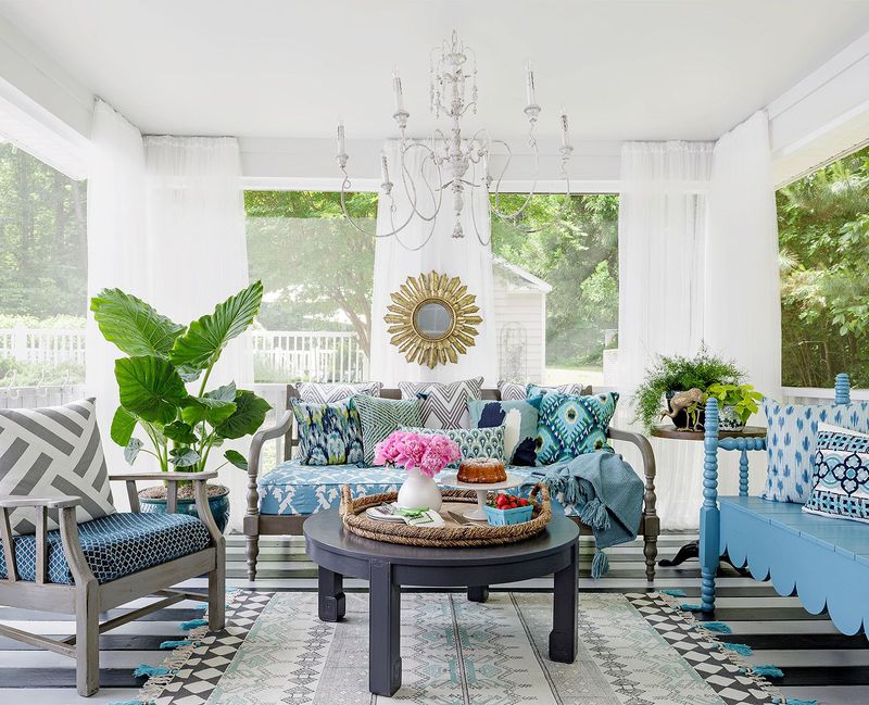 Porch-Style Living Spaces With Indoor Plants