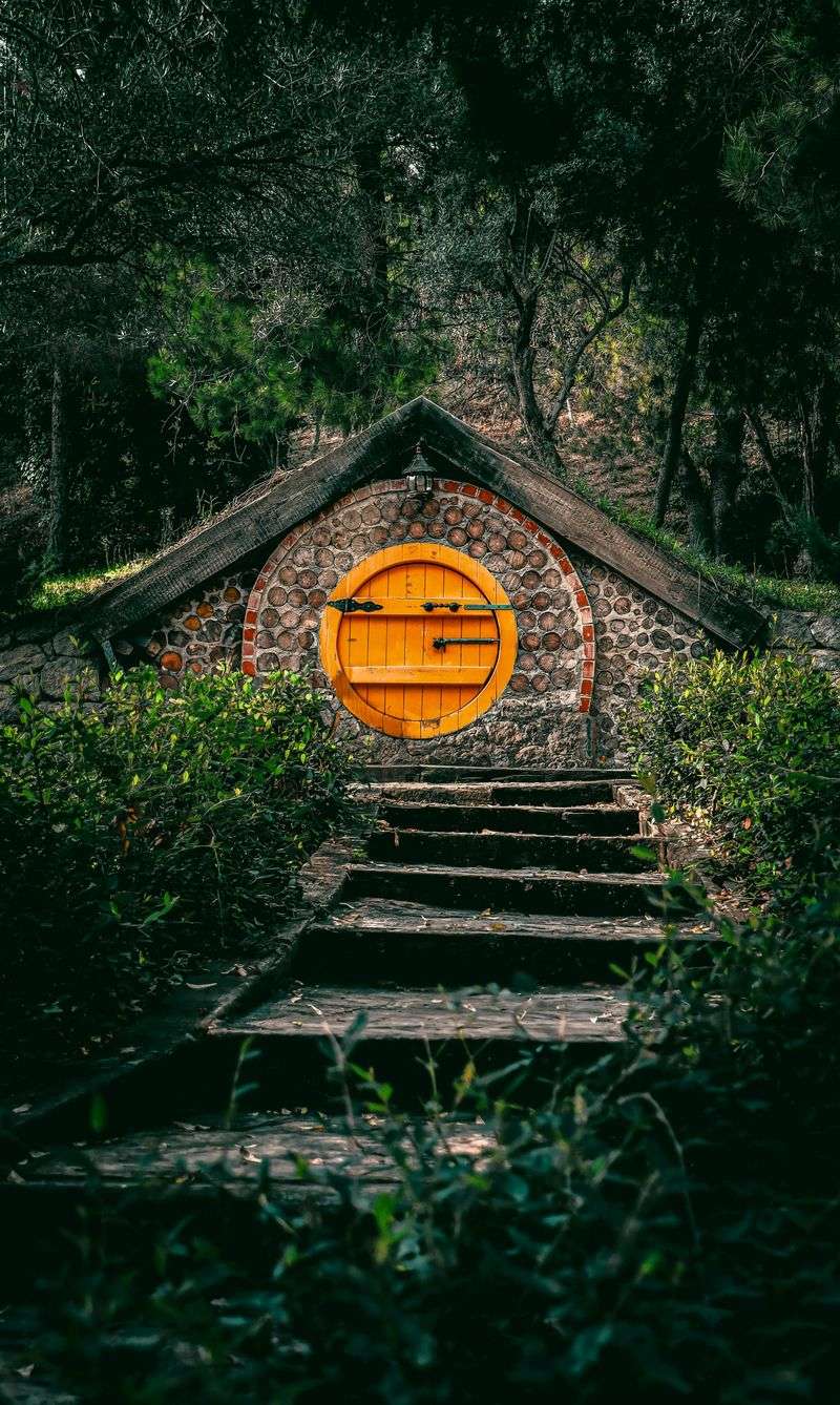 14 Hobbit-Style Homes That Could Inspire Unique Design Ideas - Decor Hint Fairy-Tale Inspired Cabins