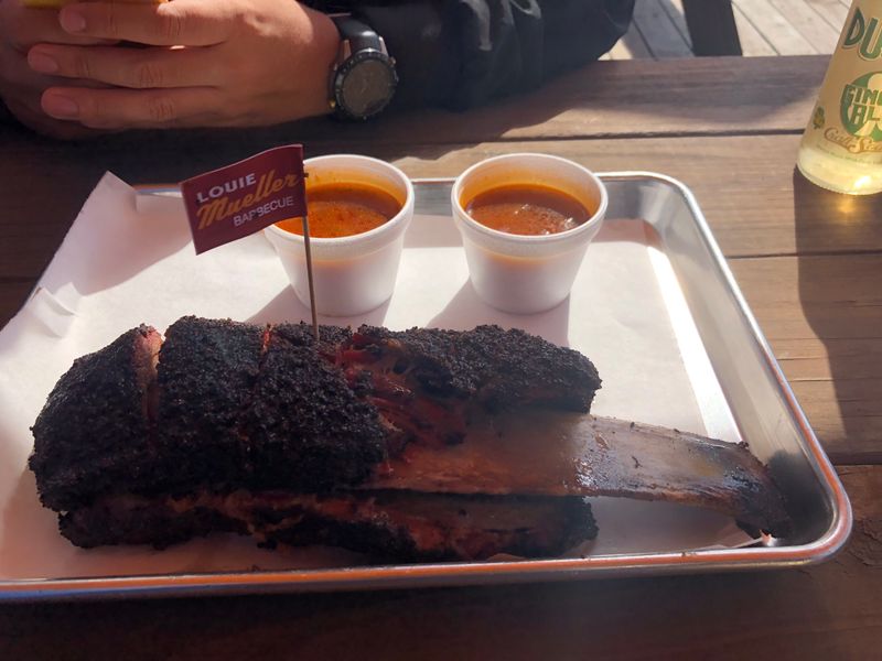 Louie Mueller Barbecue – Taylor