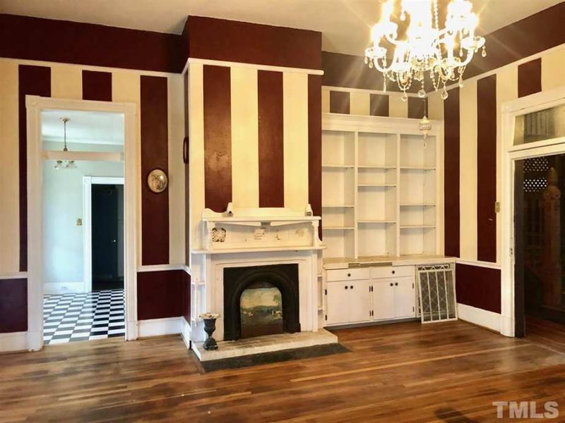 Montpelier's Vibrant Painted Chamber