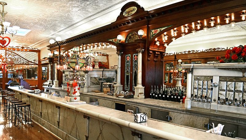 11 Mom-And-Pop Diners In Indiana That Always Hit The Spot - Decor Hint Zaharakos Ice Cream Parlor & Museum (Columbus, IN)