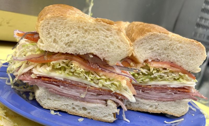 Sak's Deli – Clayton