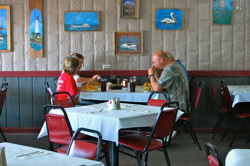 9 Legendary Cajun & Creole Restaurants In Louisiana Worth The Drive - Decor Hint Leeville Seafood Restaurant – Golden Meadow