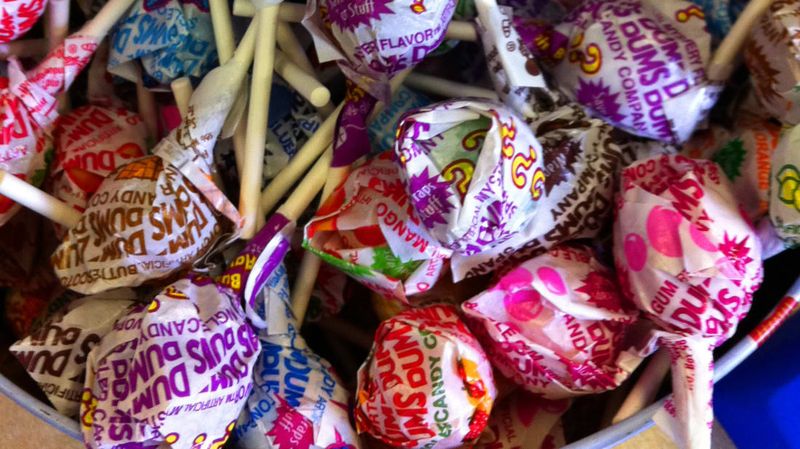 8 Nostalgic Ohio Candies That Take You Back In Time - Decor Hint Dum Dums