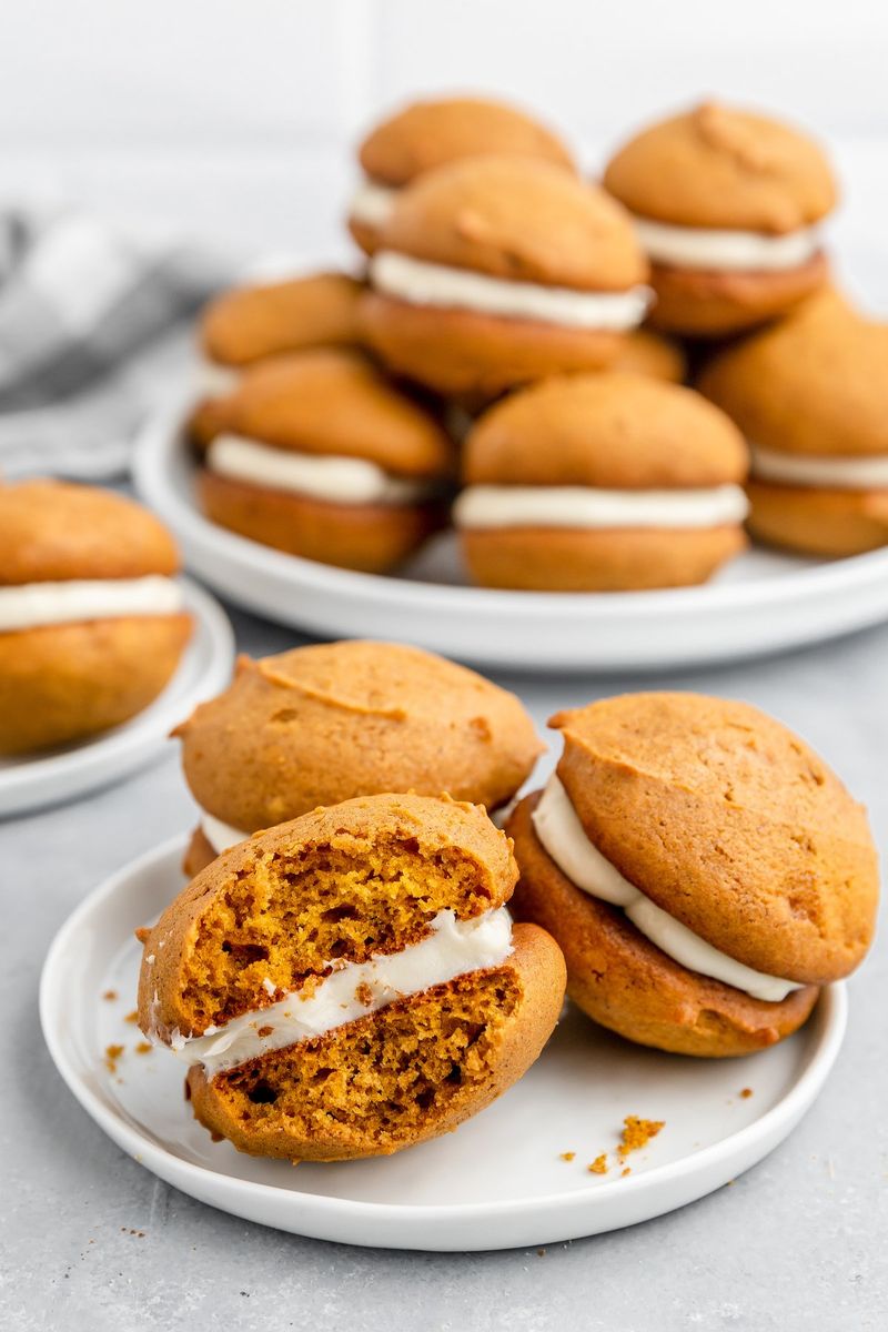 Pumpkin Whoopie Pies
