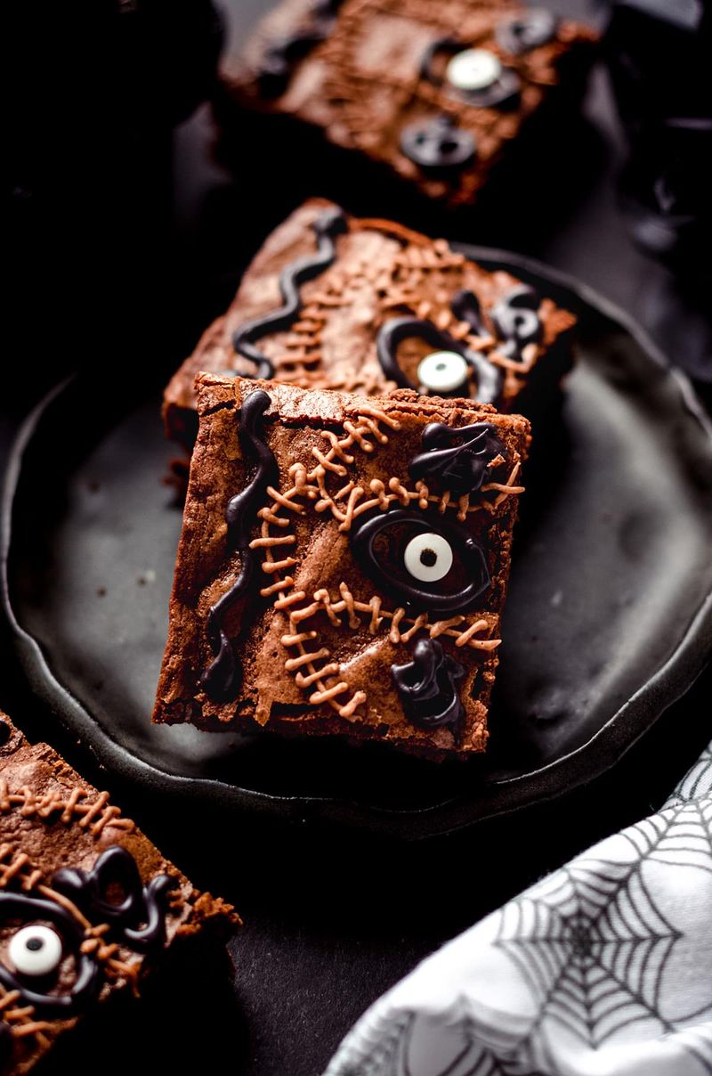 Spooky Brownie Bites That Louisiana Moms Bake For School Events - Decor Hint Voodoo Doll Brownie Bites