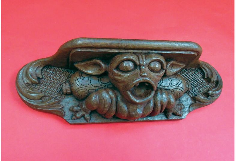 Gothic Wooden Art Door Corner Decoration