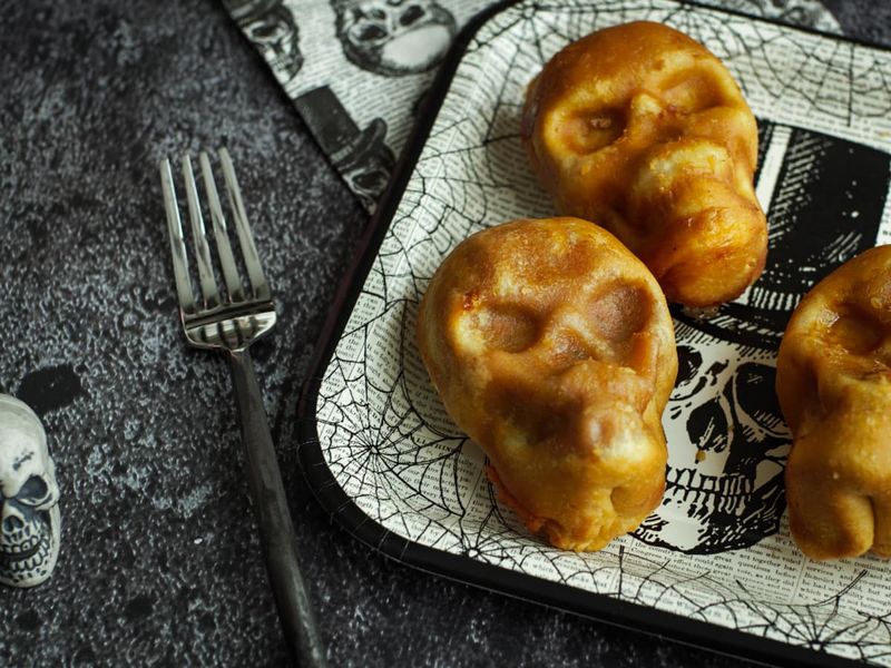 Bloody Beef Tartare Skulls