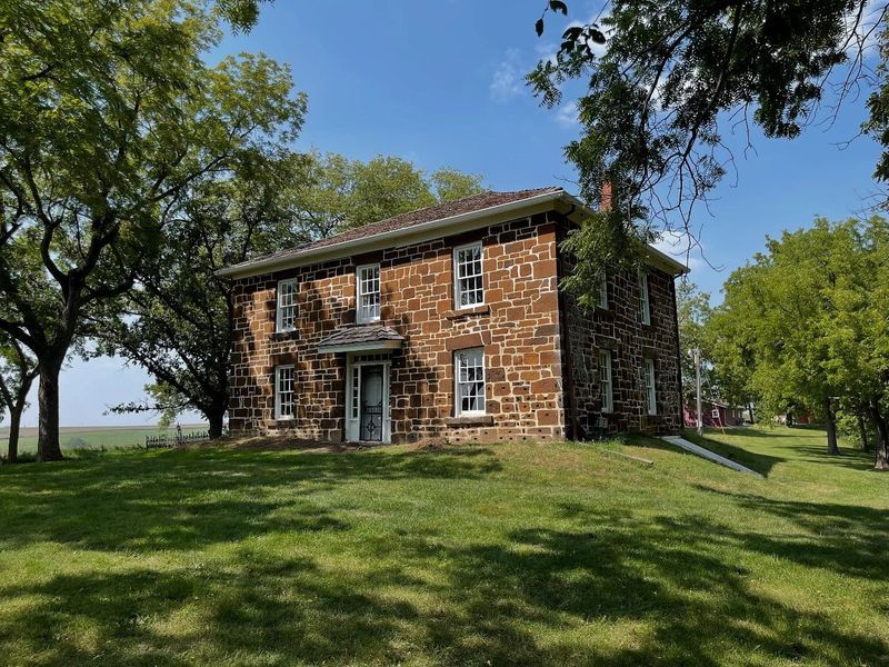 9 Stone Farmhouses In Missouri That Could Inspire Nostalgia - Decor Hint Jefferson City Historic Stone Farmhouse Missouri