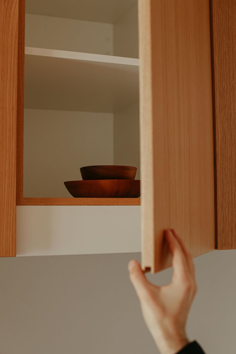 Common Kitchen Cabinet Problems And How To Fix Them - Decor Hint Sagging Cabinet Doors