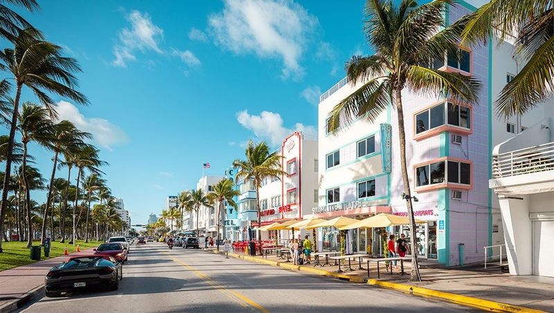 Miami's Art Deco Weekend – Miami Beach