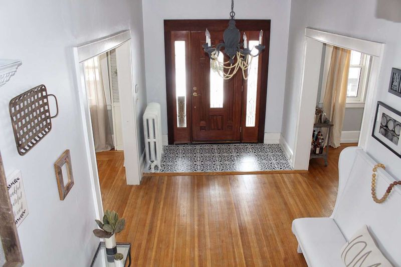 12 Florida Upgrades Renters Will Love That Feel Custom - Decor Hint Faux Wood Tile Entryway